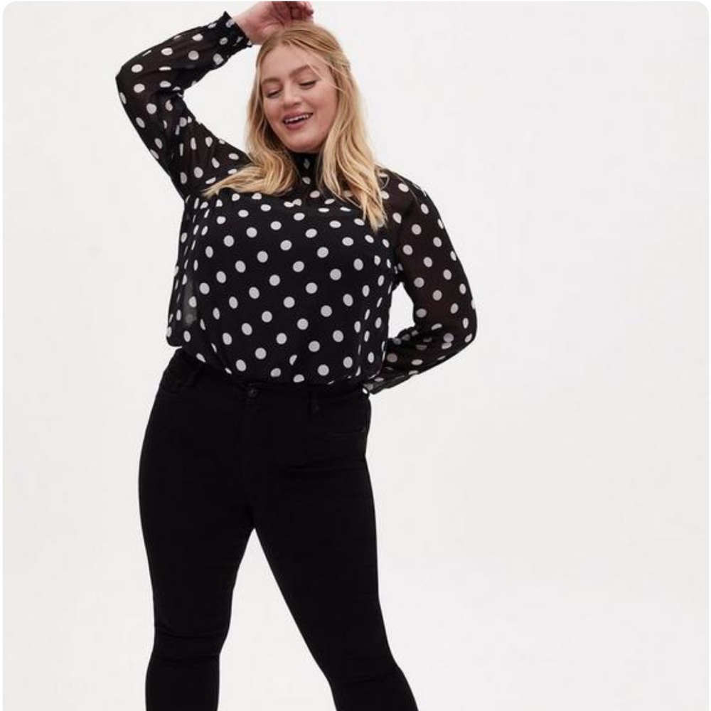 Torrid size 1 smocked mock neck blouse